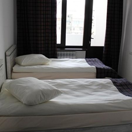 Apartments On Mashtots By Picnic Yerevan Exterior photo