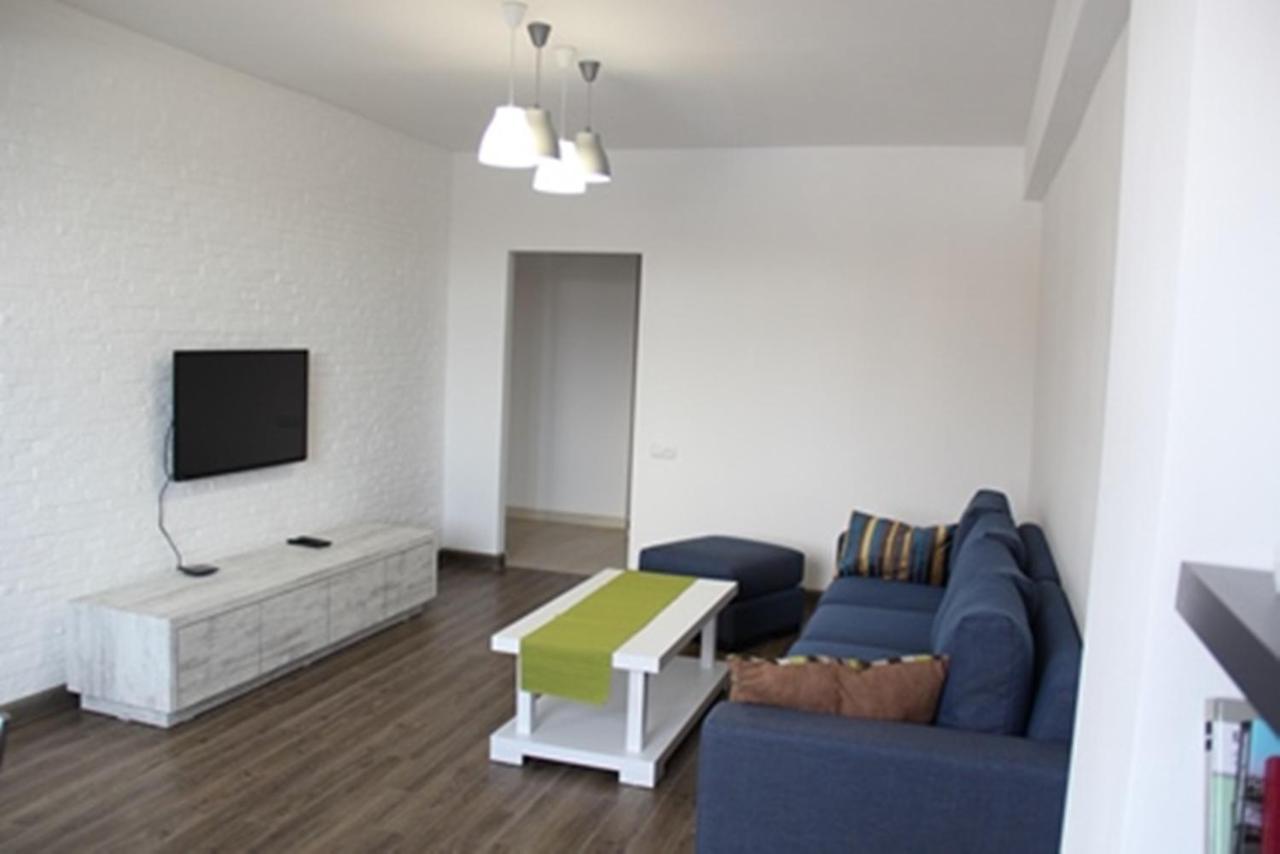 Apartments On Mashtots By Picnic Yerevan Exterior photo